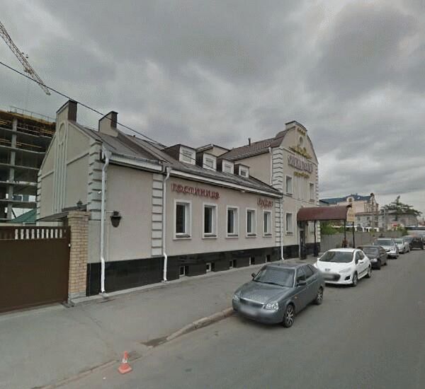 Банкомат Челиндбанка по адресу ул. Труда, д. 105, РК «Studio 74»