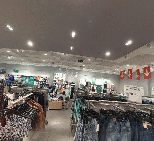 Банкомат банка ВТБ по адресу ул. Артиллерийская,  д. 136