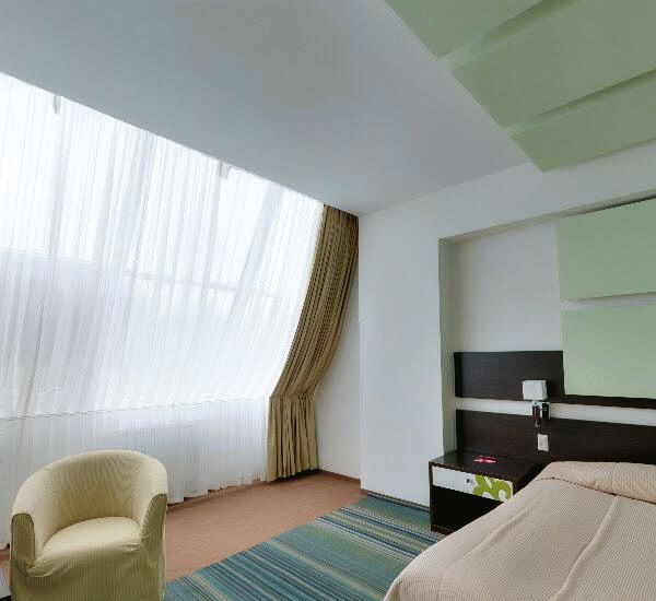 Банкомат Райффайзенбанка по адресу ул. Лесопарковая,  д. 6