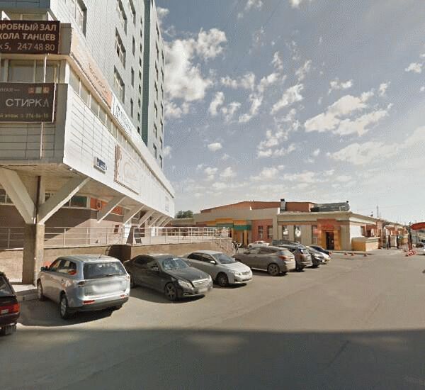 Банкомат Углеметбанка по адресу пл. МОПРа,  д. 9