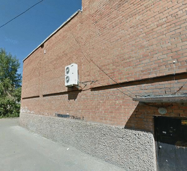 Банкомат Углеметбанка по адресу ул. Сталеваров,  д. 66 Б