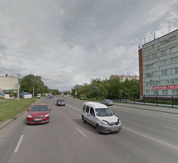 Банкомат Уралпромбанка по адресу ул. Солнечная,  д. 7