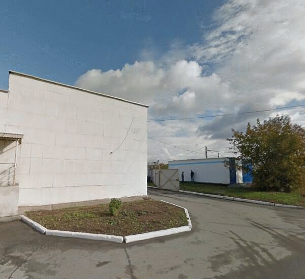 Банкомат Уральского Банка Реконструкции и Развития по адресу ул. Хохрякова,  д. 21