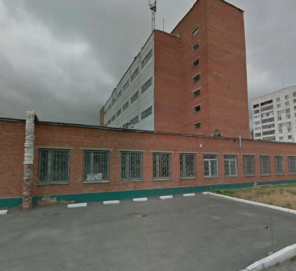 Банкомат Уральского Банка Реконструкции и Развития по адресу ул. Масленникова,  д. 21