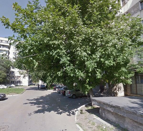 Банкомат Челиндбанка по адресу просп. Комарова,  д. 110