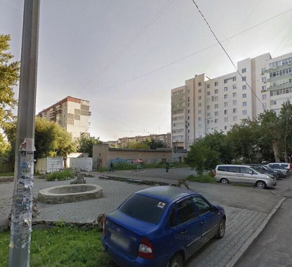 Банкомат Челиндбанка по адресу просп. Комсомольский,  д. 50