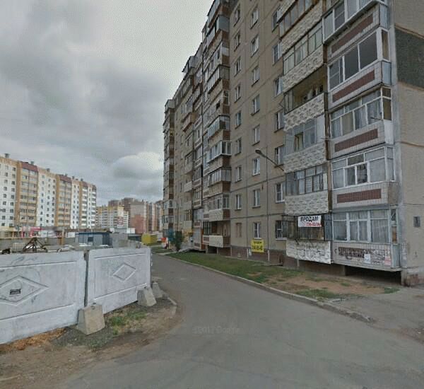 Банкомат Челябинвестбанка по адресу ул. Салавата Юлаева,  д. 3