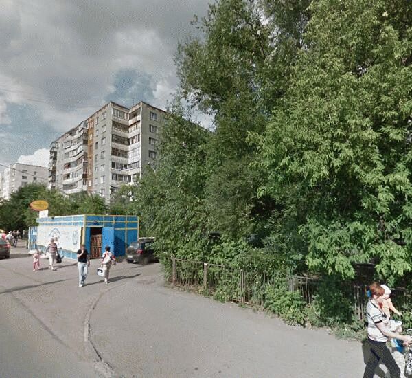 Банкомат Челябинвестбанка по адресу ул. Труда,  д. 30