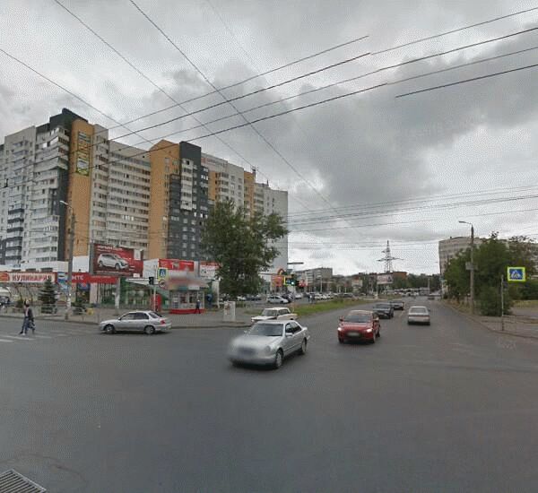 Банкомат Петрокоммерц банка по адресу ул. Салютная, д. 27, ТЦ «Башня», 1 этаж