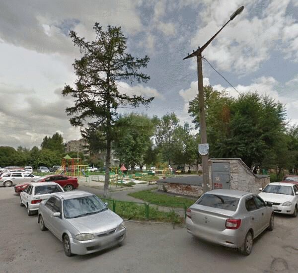 Отделение Челябинвестбанка по адресу г. Челябинск,  Комсомольский просп.,  д. 32